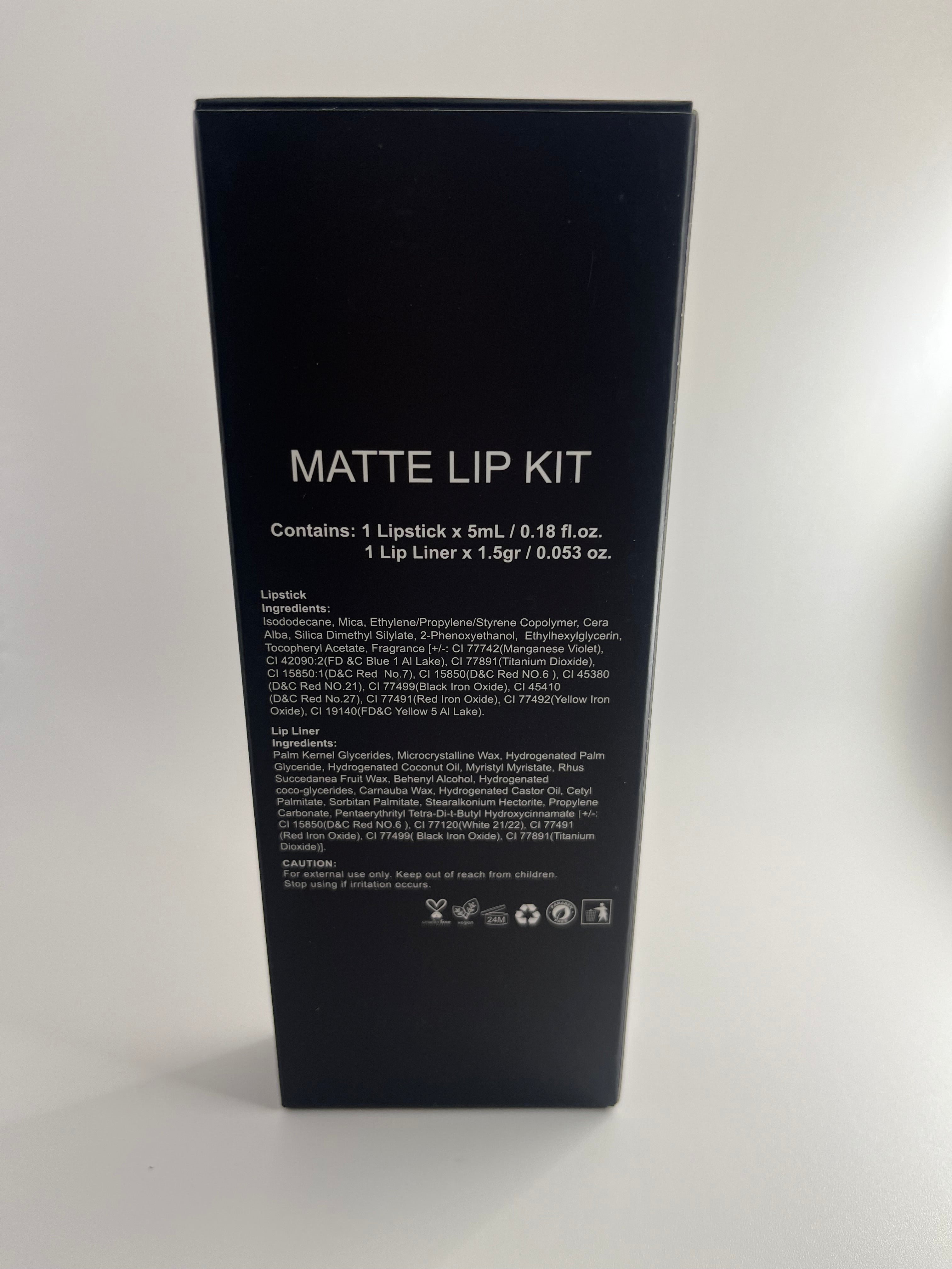 Matte lip kit duo