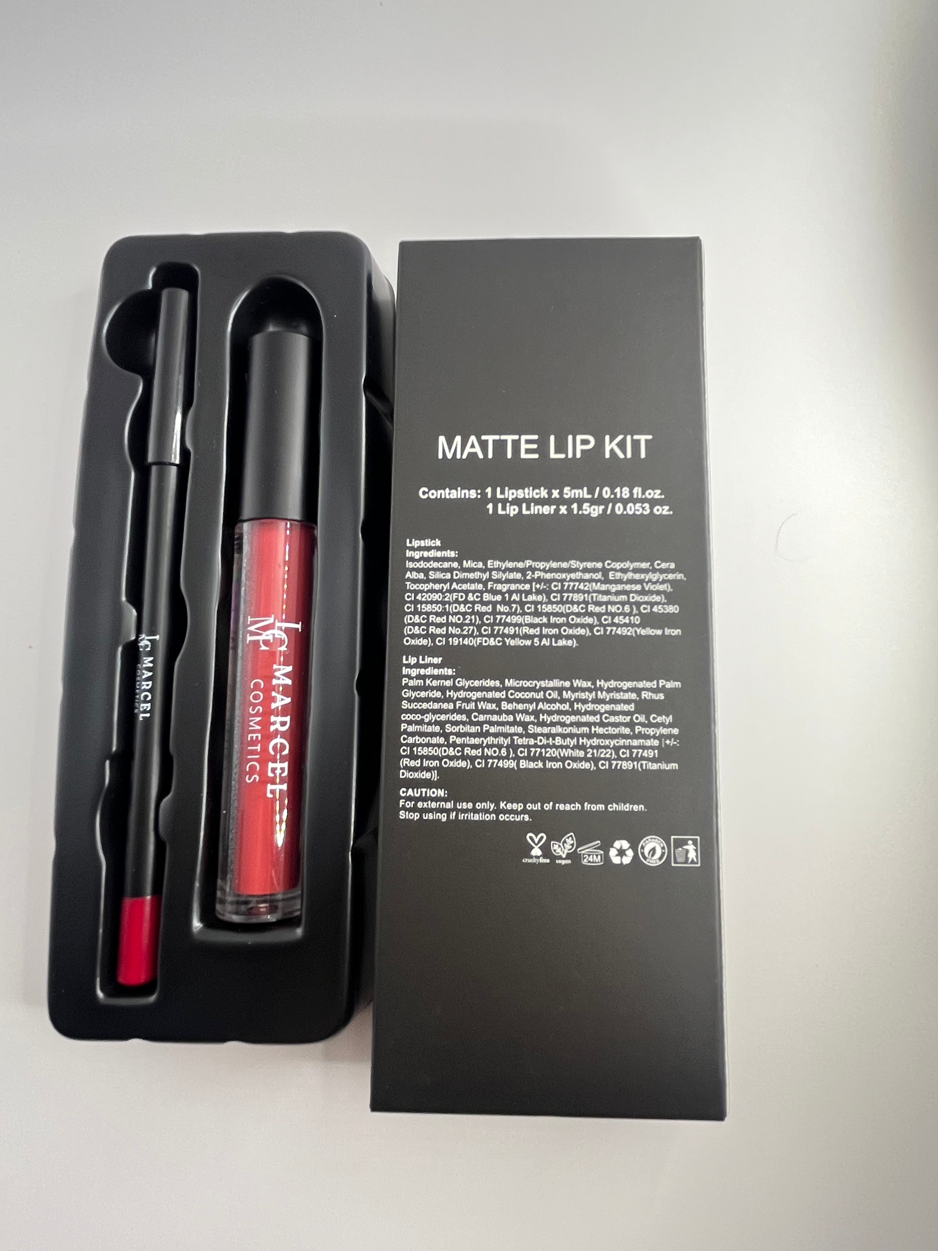 Matte lip kit duo